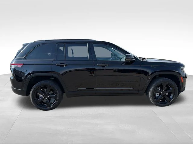 Used 2023 Black Jeep Limited image 8