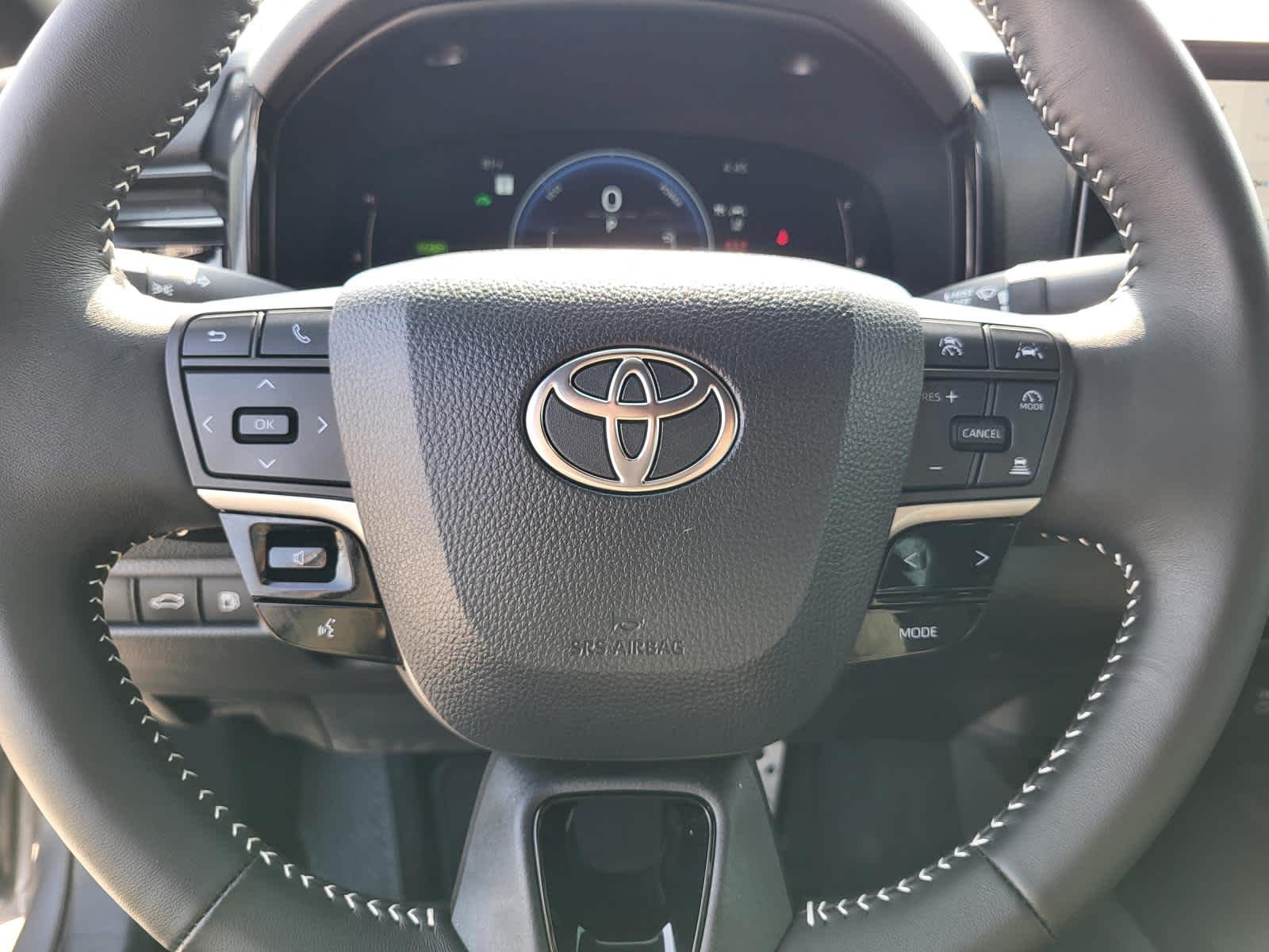 Used 2025 Heavy Metal Toyota SE image 18