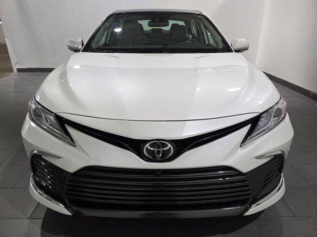 Certified Used 2024 WIND CHILL PEARL Toyota  image 8