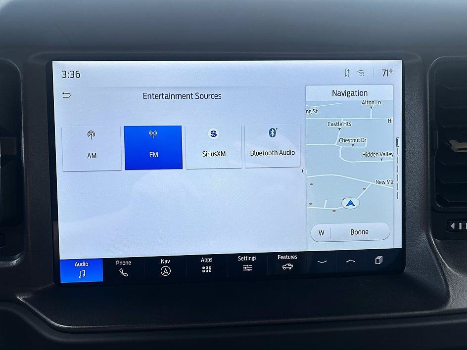 Used 2025 Blue Metallic Ford Badlands image 18
