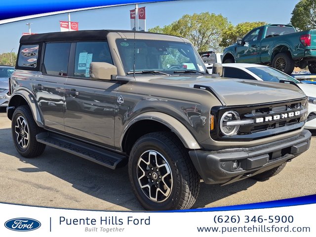 2026 Ford Bronco Outer Banks®