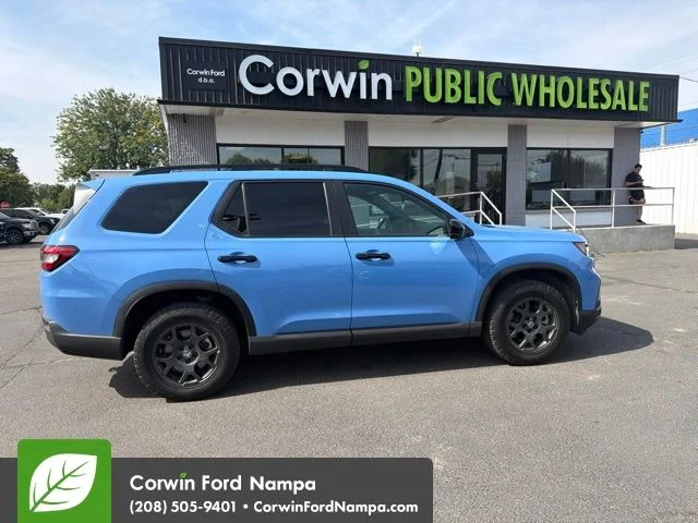 Used 2025 Blue Honda TrailSport image 5