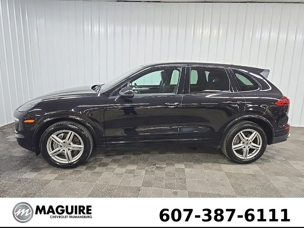 Used 2017 Black Porsche Base image 5