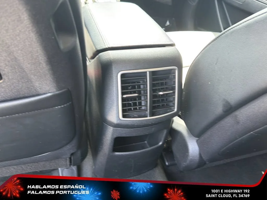 Used 2023 White Kia EX image 25