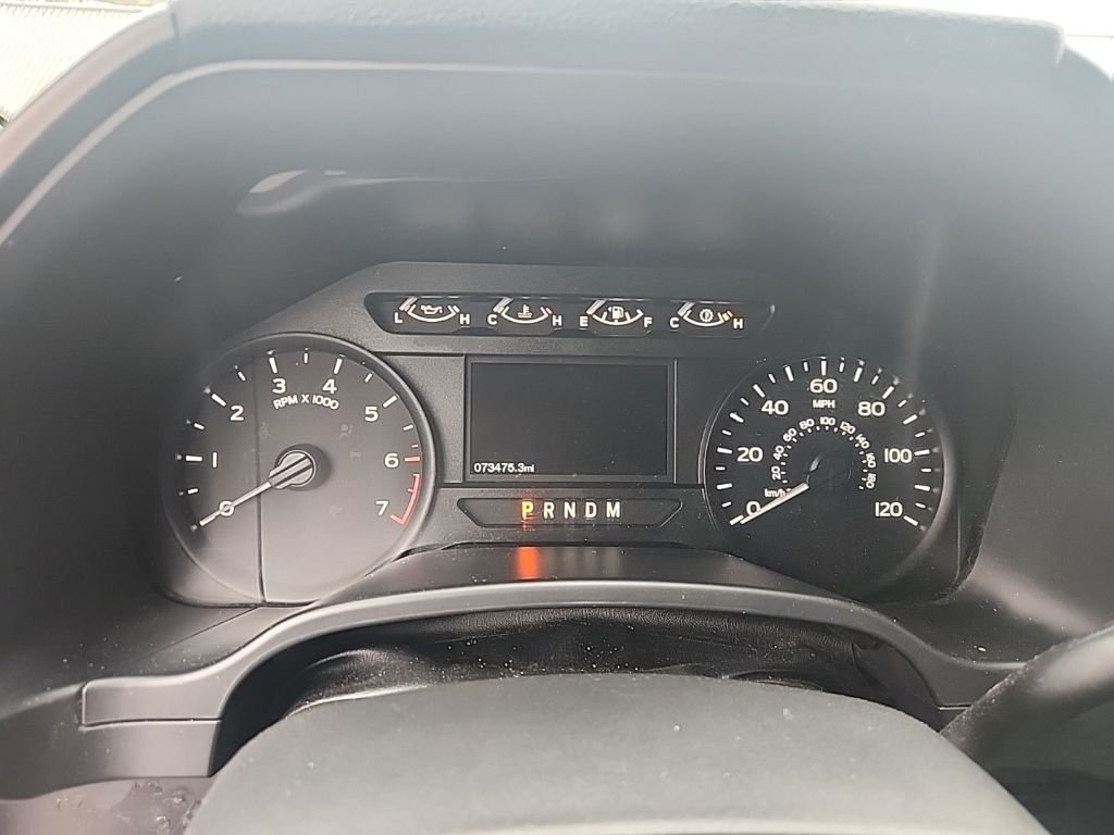 Used 2020 Blue Ford XL image 21