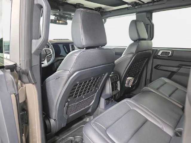New 2026 Marsh Gray Ford Badlands image 12