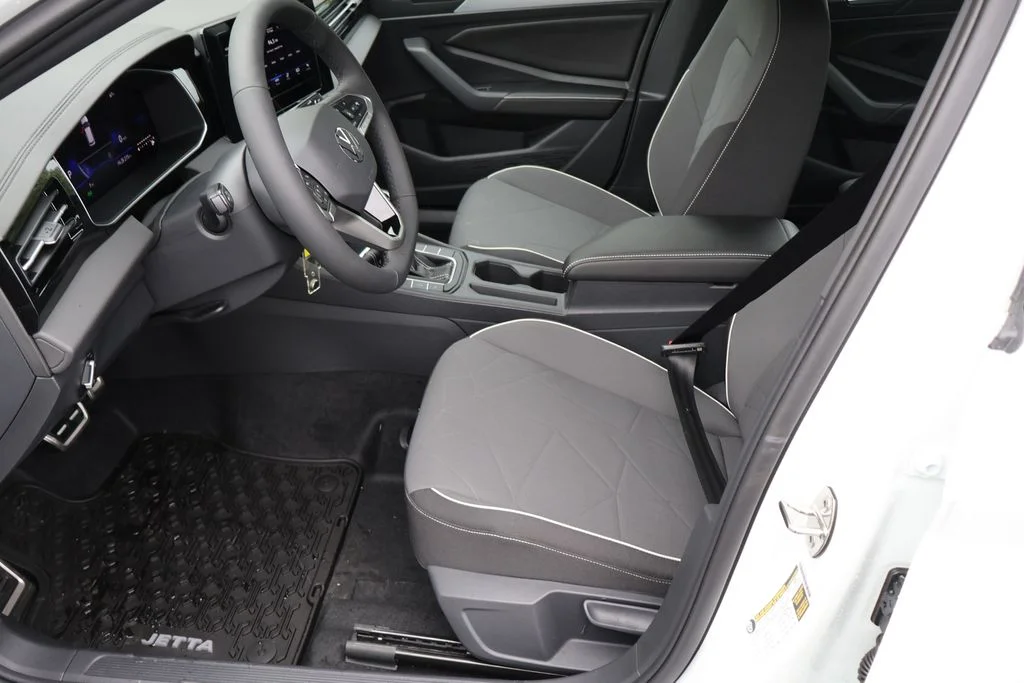 2026 Volkswagen Jetta Sport - Photo 39