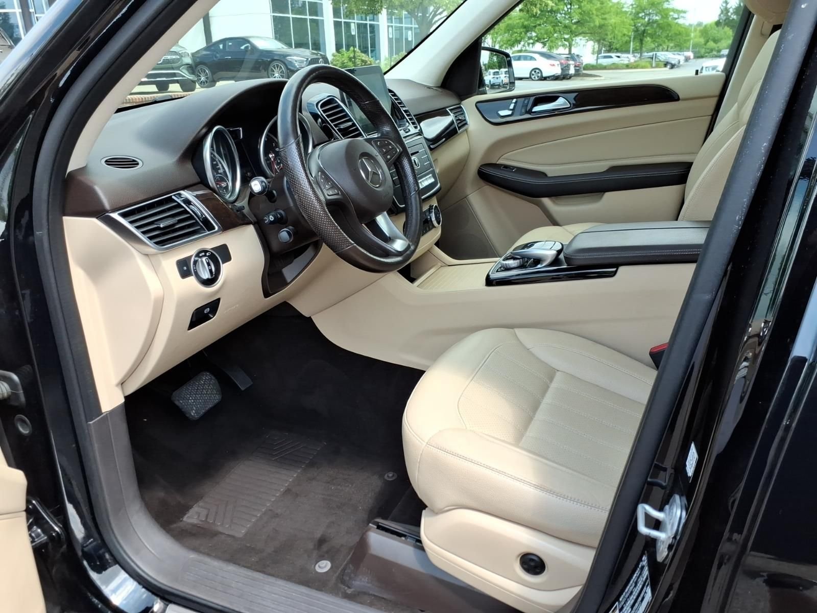 Used 2016  Mercedes-Benz GLE 350 image 11