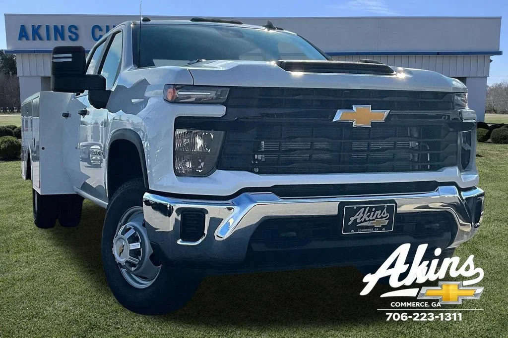 New 2026 Summit White Chevrolet Work Truck image 2
