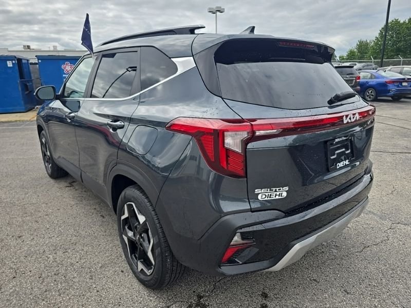 Used 2024 Gray Kia EX image 5