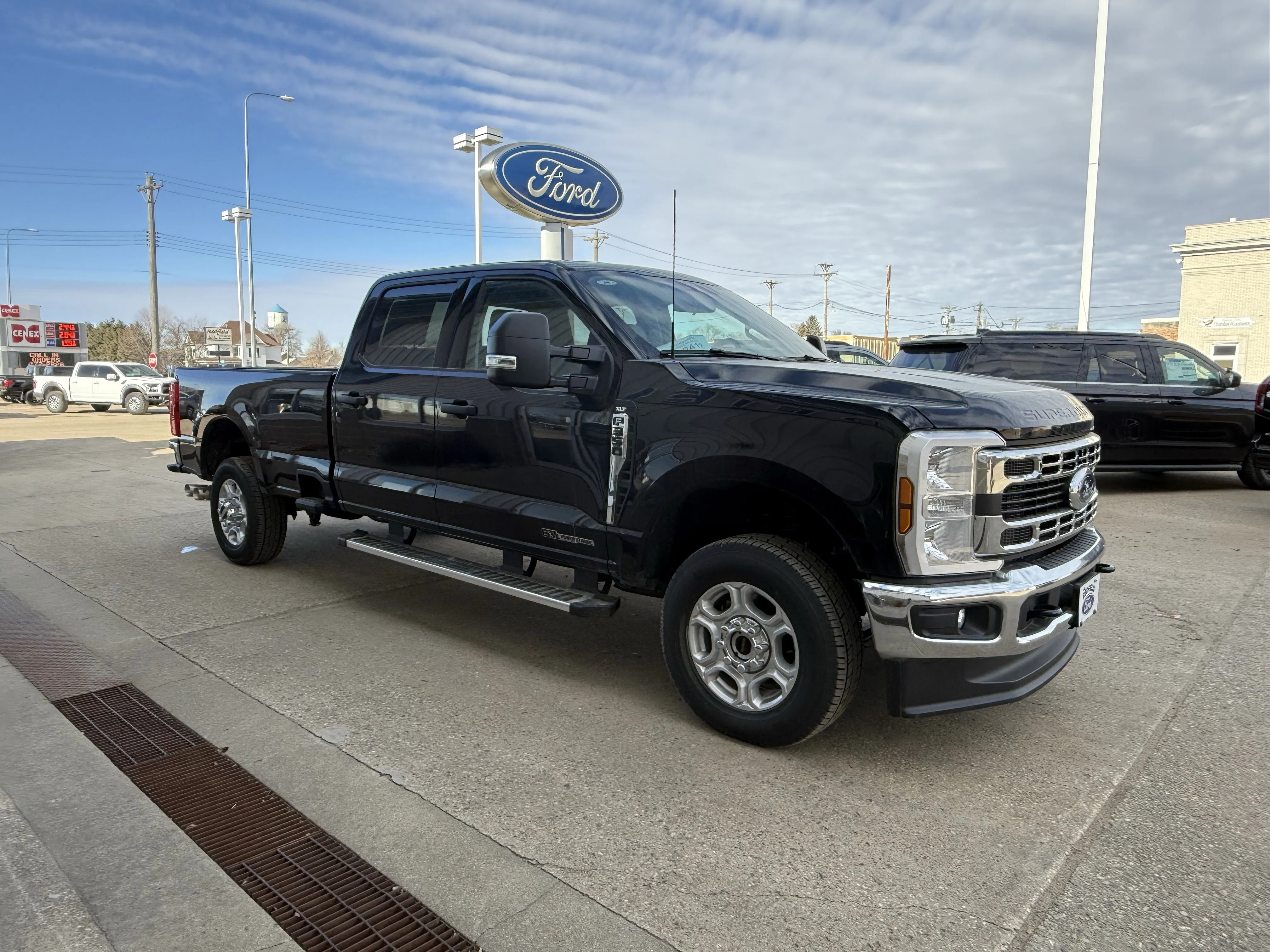 2026 Ford F-350 Super Duty XLT - Photo 8