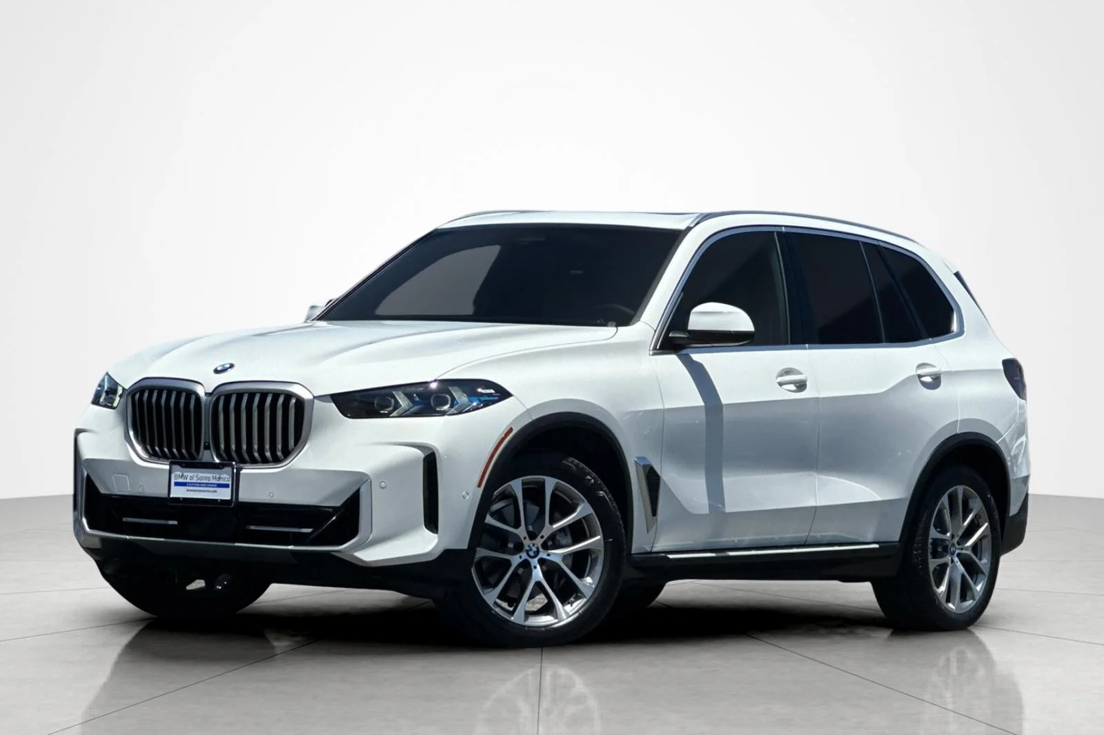 Certified Used 2024 Alpine White BMW sDrive40i image 1