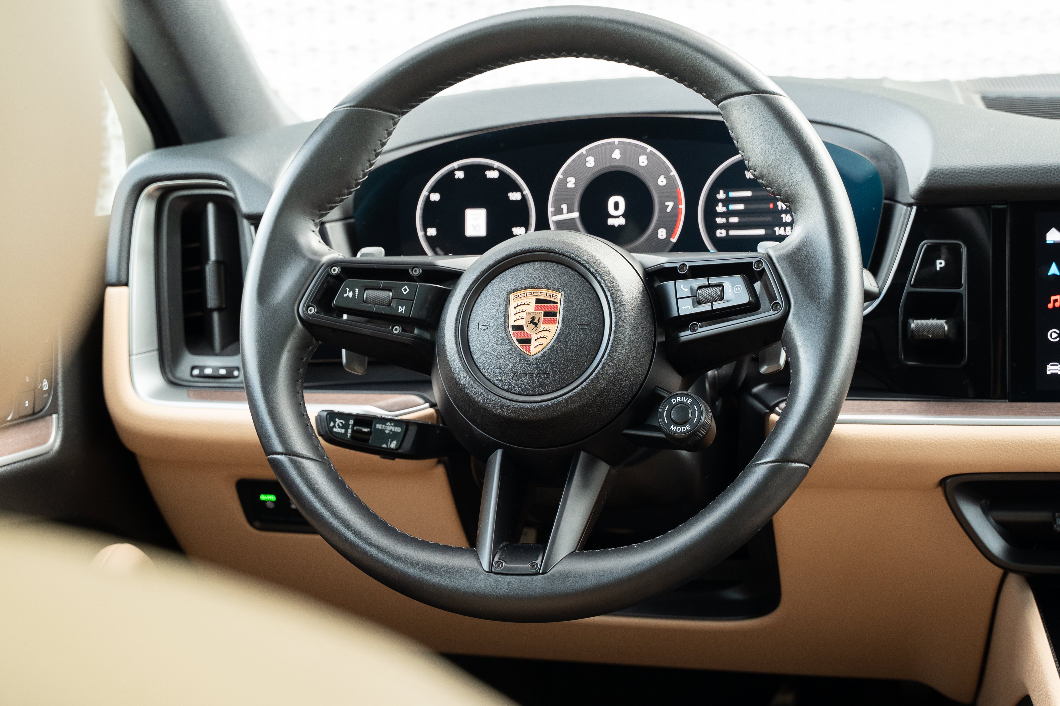 Used 2025 Arctic Gray Porsche Base image 9