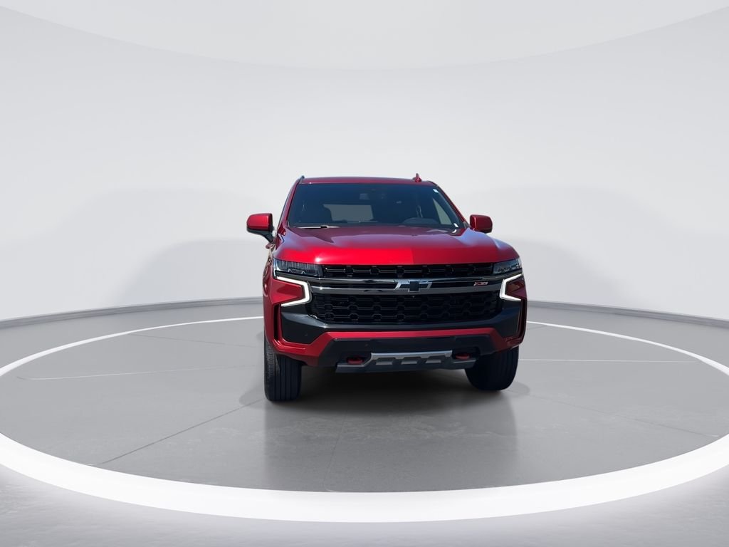 Used 2021 Red Chevrolet Z71 image 3