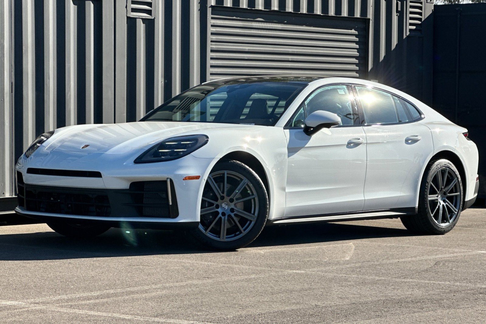 2026 Porsche Panamera Base