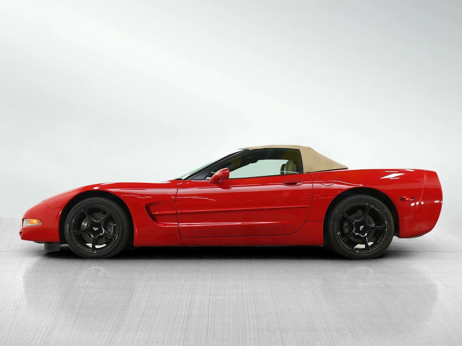 Used 2000 Chevrolet Corvette Base with VIN 1G1YY32G8Y5104220 for sale in Bloomington, Minnesota