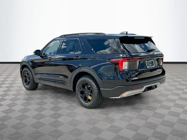 New 2026 Black Metallic Ford Tremor image 4