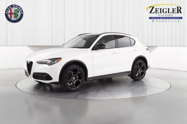 2025 Alfa Romeo Stelvio Veloce