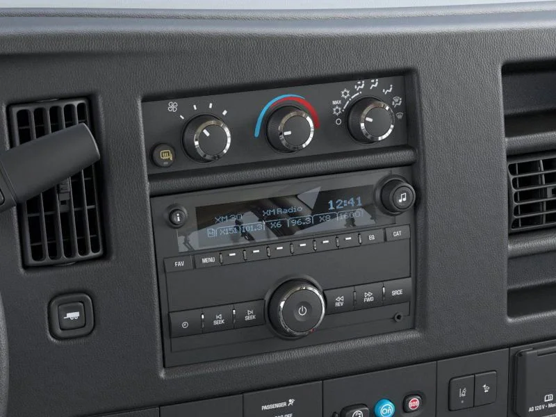 2025 Chevrolet Express Cargo Work Van - Photo 20
