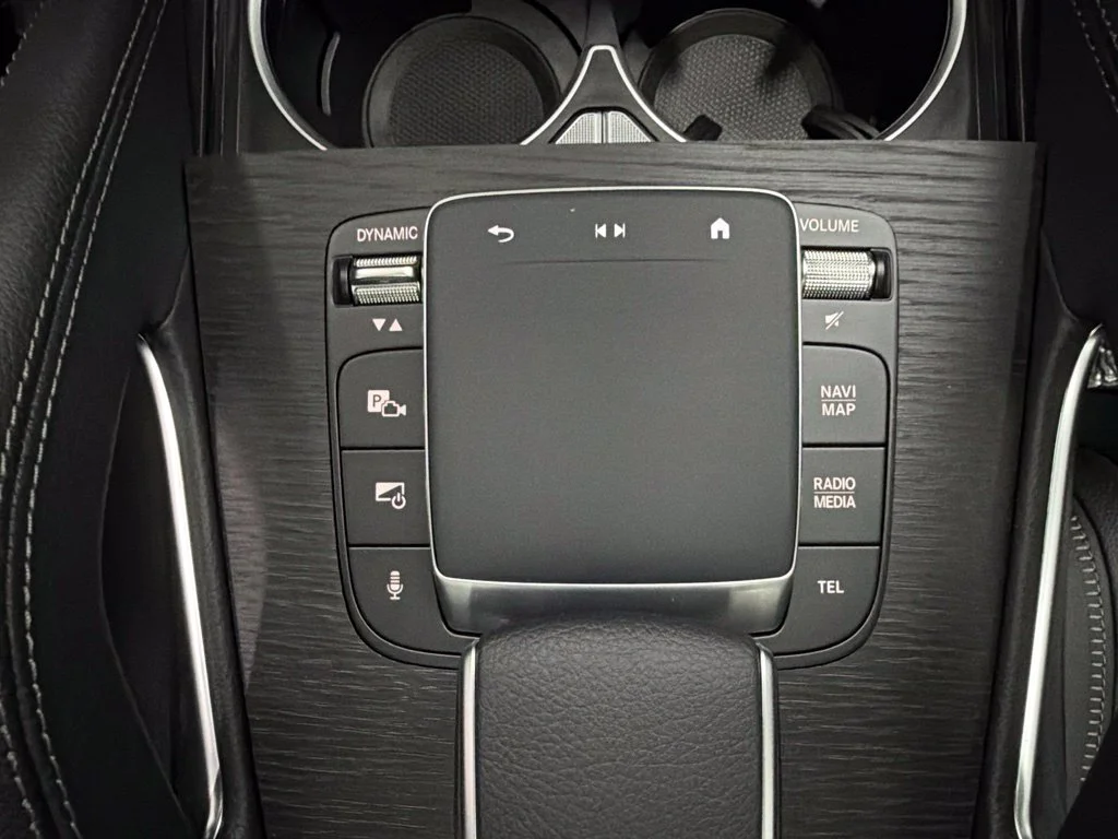 New 2027 White Mercedes-Benz GLE 450 image 21