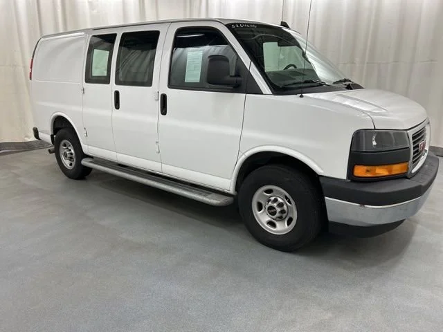 2024 GMC Savana 2500's photo