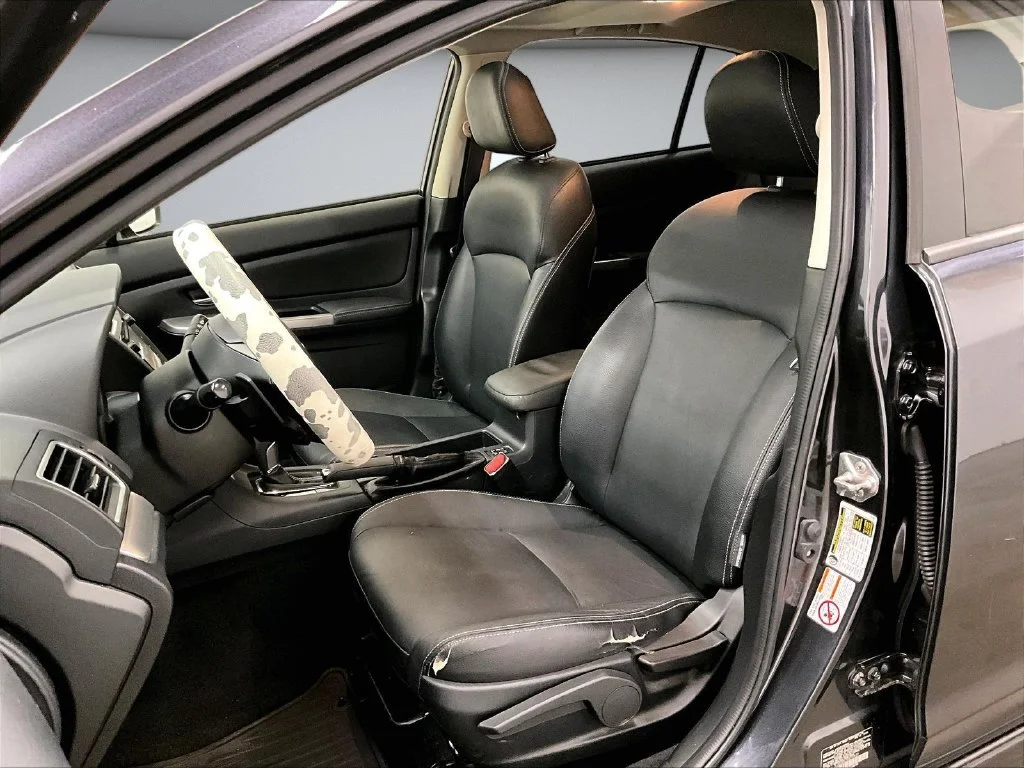 Used 2015 Gray Subaru 2.0i Limited image 20