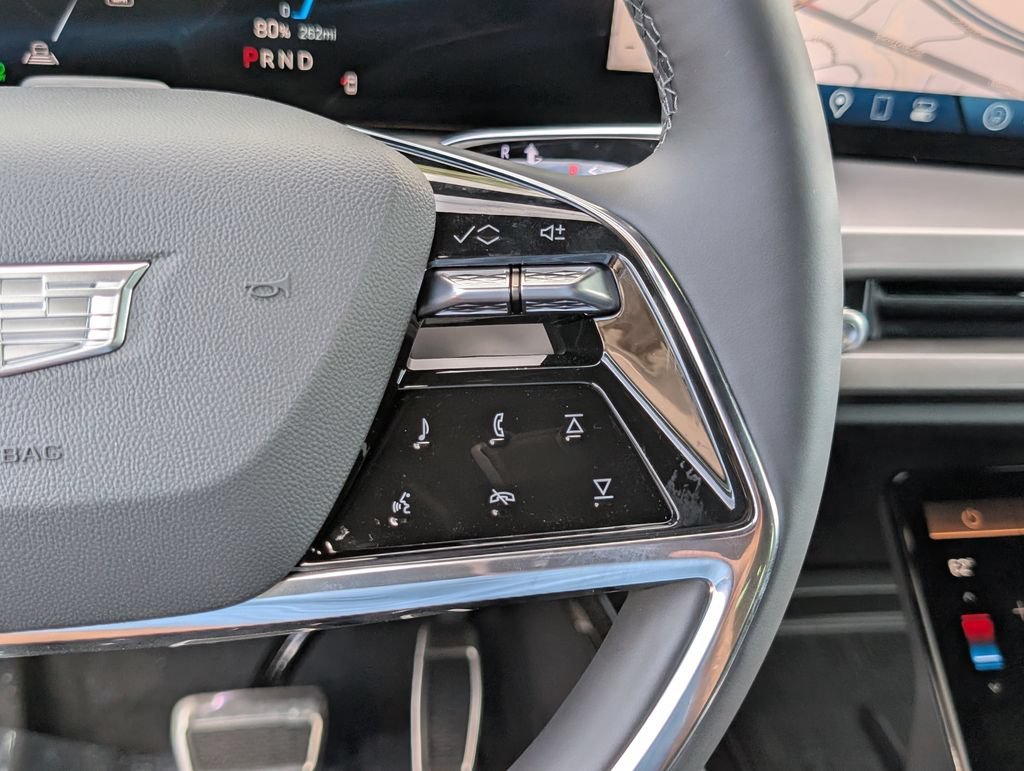 2027 Cadillac VISTIQ Sport - Photo 23
