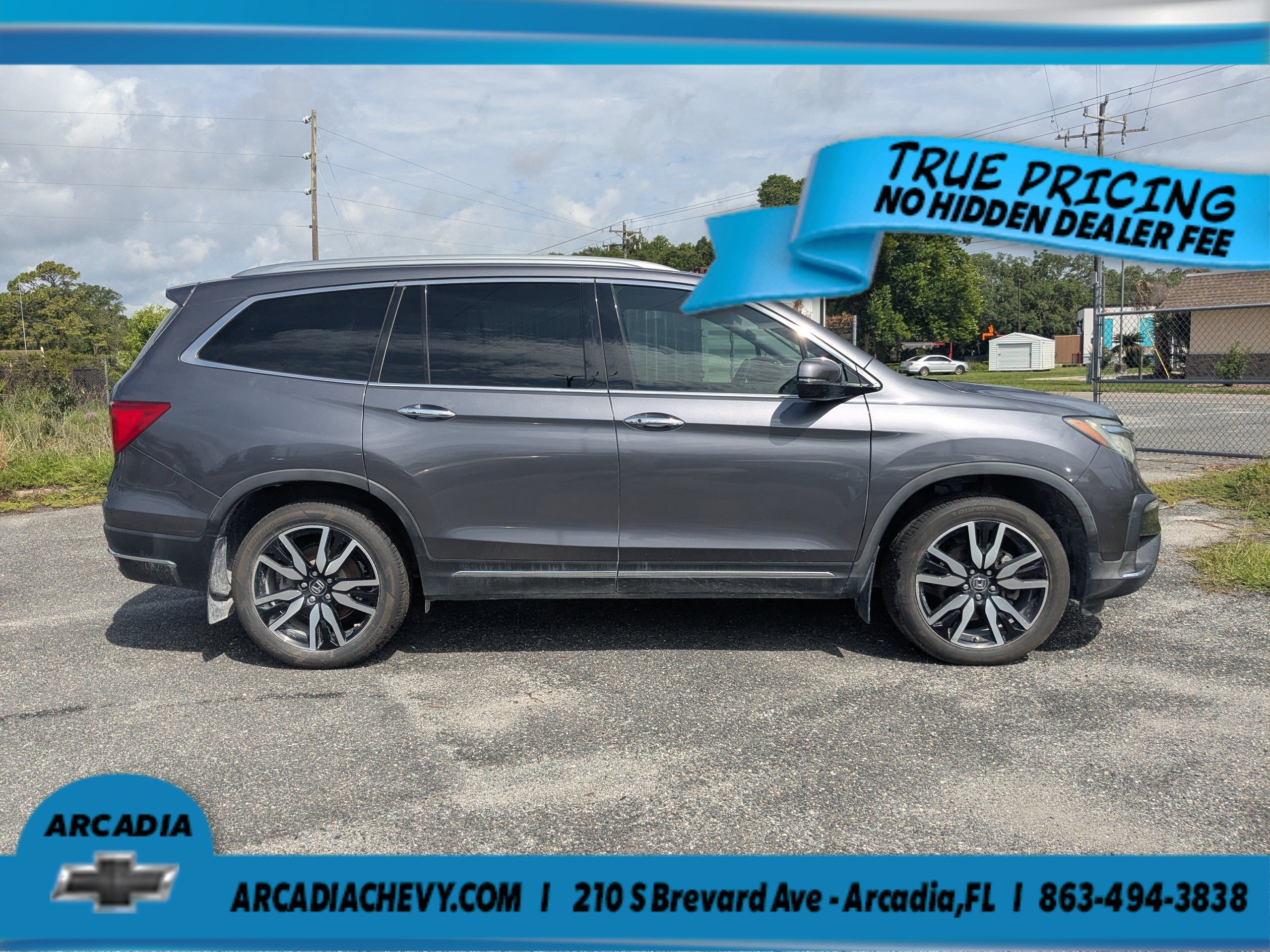 Used 2019 Gray Honda Touring 7-Passenger image 3