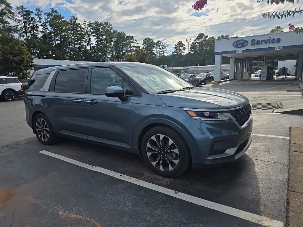 Used 2022 Blue Kia EX image 2