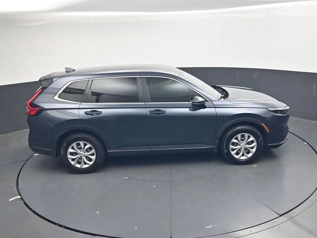 Used 2025 Meteorite Gray Metallic Honda LX image 40