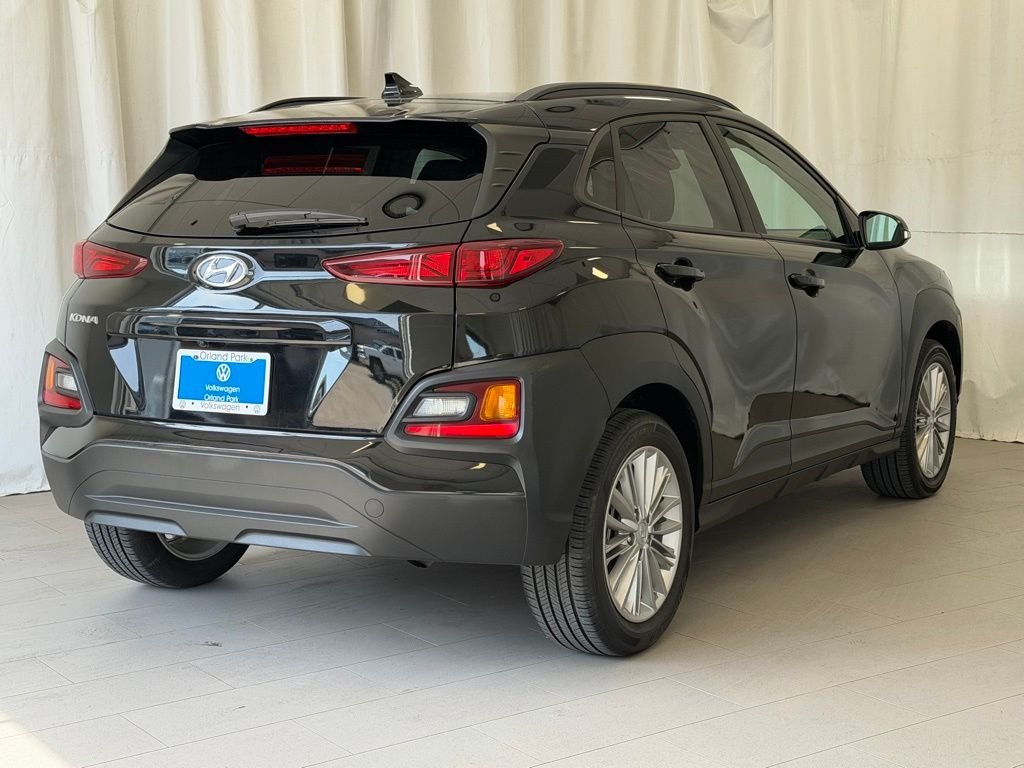 Used 2021 Ultra Black Hyundai SEL Plus image 5