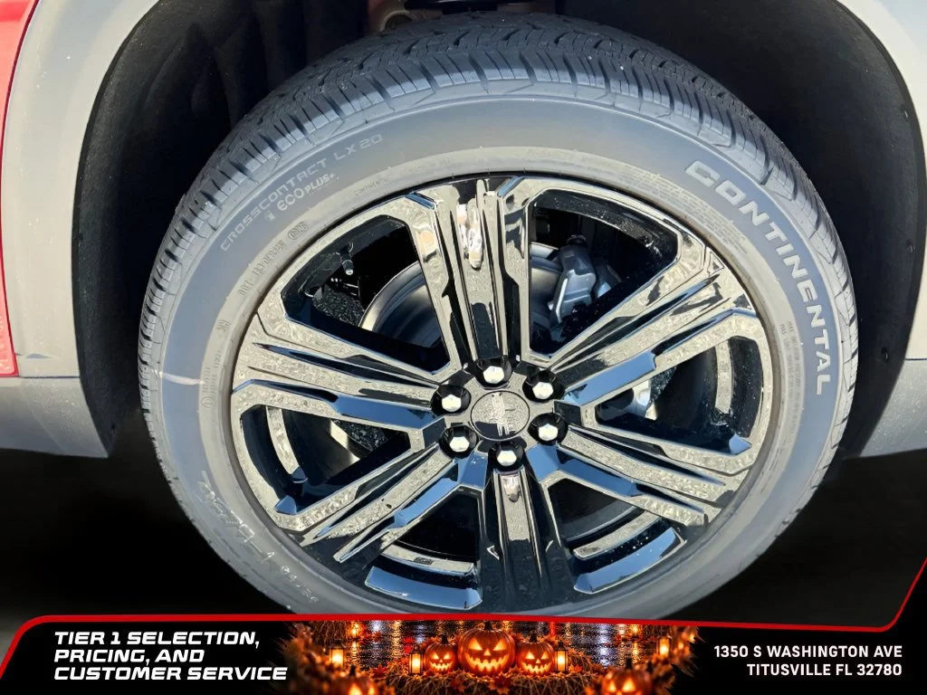 New 2026 Volcanic Red Tintcoat GMC Elevation image 38