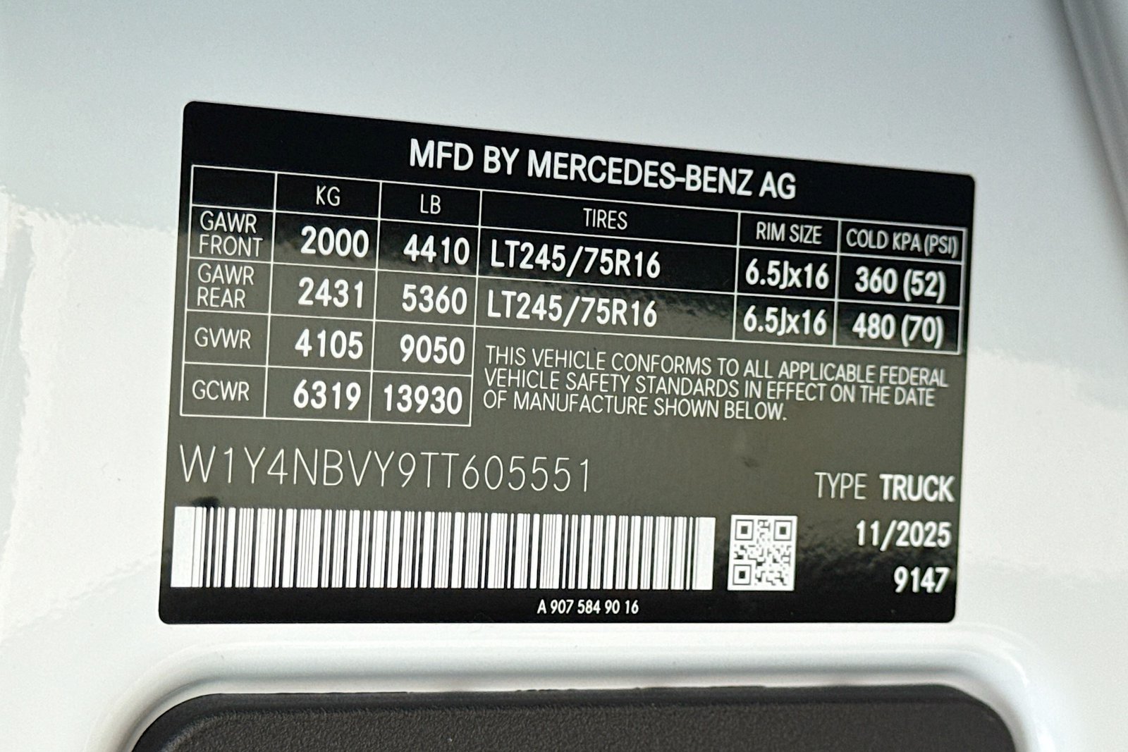 New 2026 Arctic White Mercedes-Benz  image 27