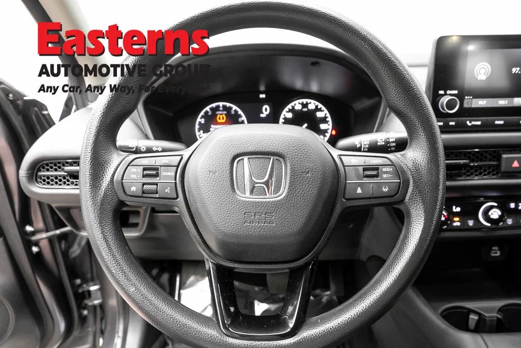 Used 2023 Gray Honda LX image 10