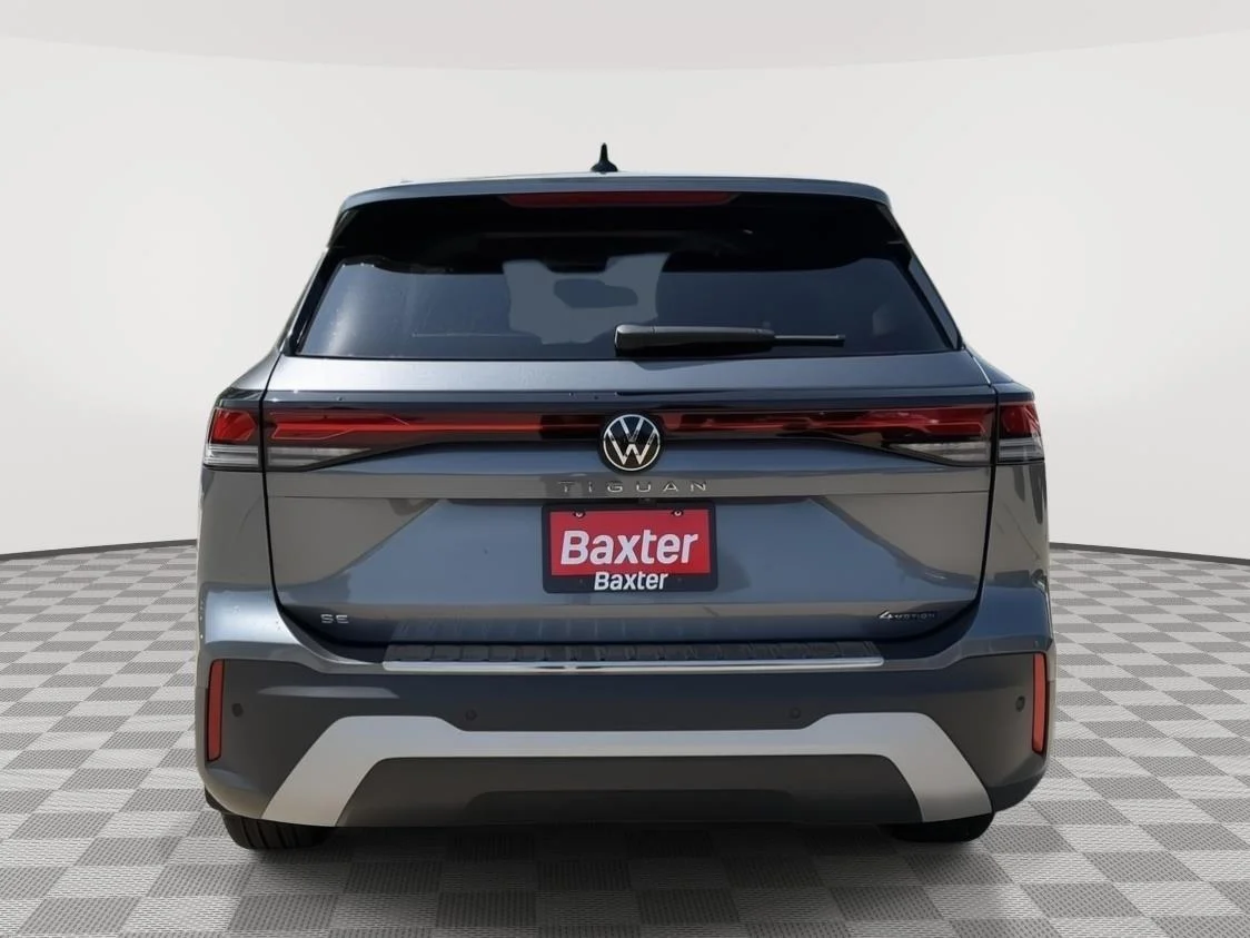 New 2026 Platinum Gray Metallic Volkswagen SE image 9
