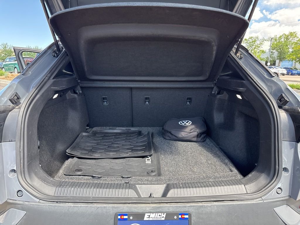 Used 2024 Gray Volkswagen Pro image 25