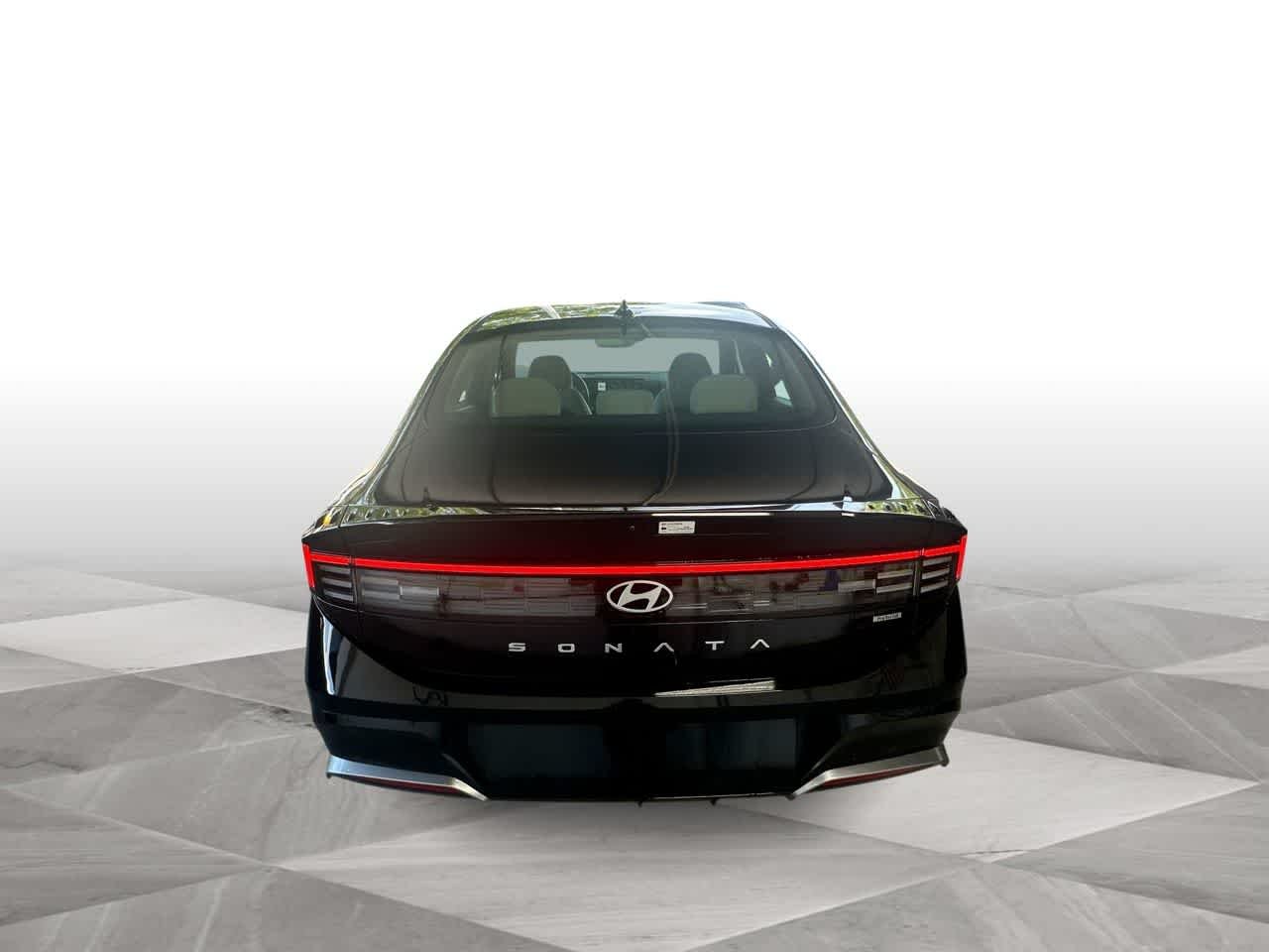 Certified Used 2025 Abyss Black Hyundai SEL image 7