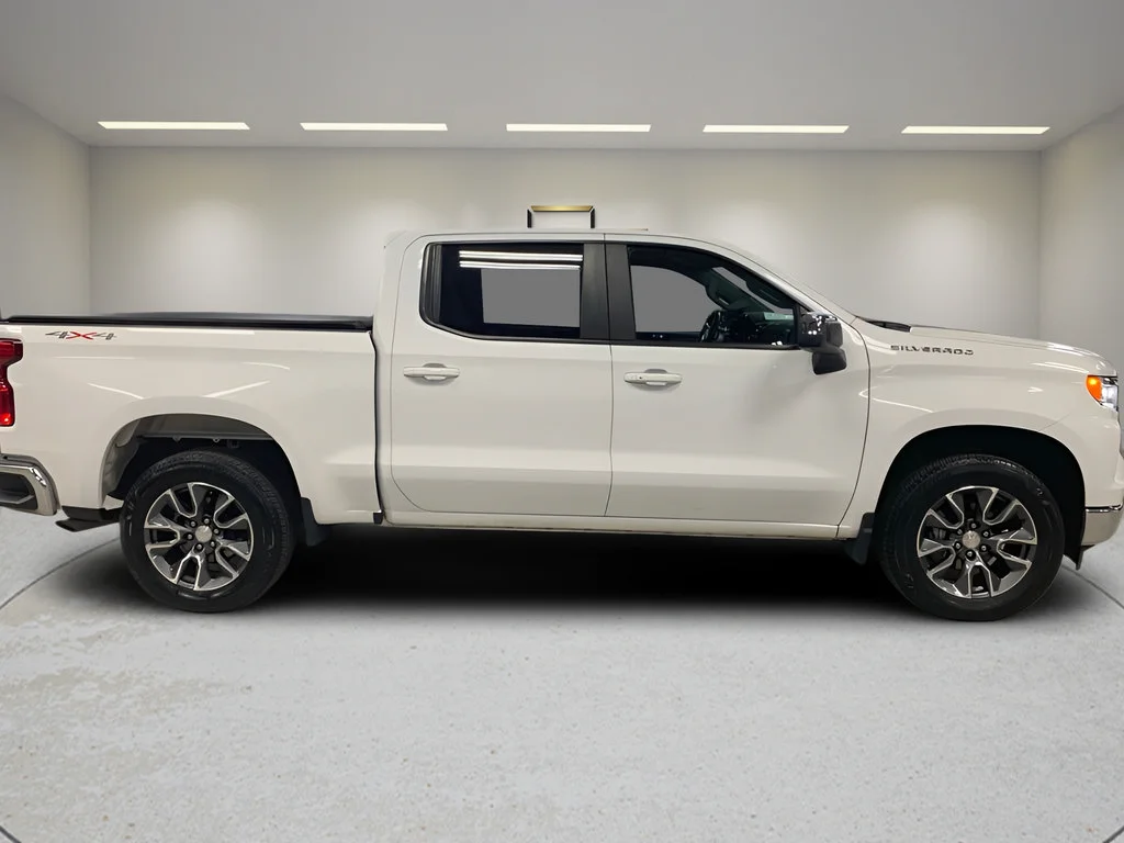 2023 Chevrolet Silverado 1500 LT - Photo 26