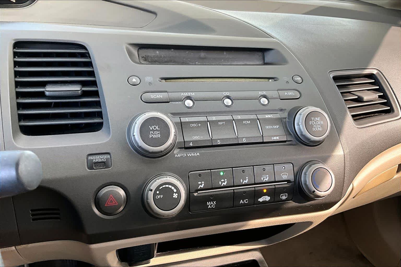 Used 2011 Taffeta White Honda LX image 25