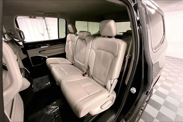 2022 Jeep Wagoneer Series III - Photo 22