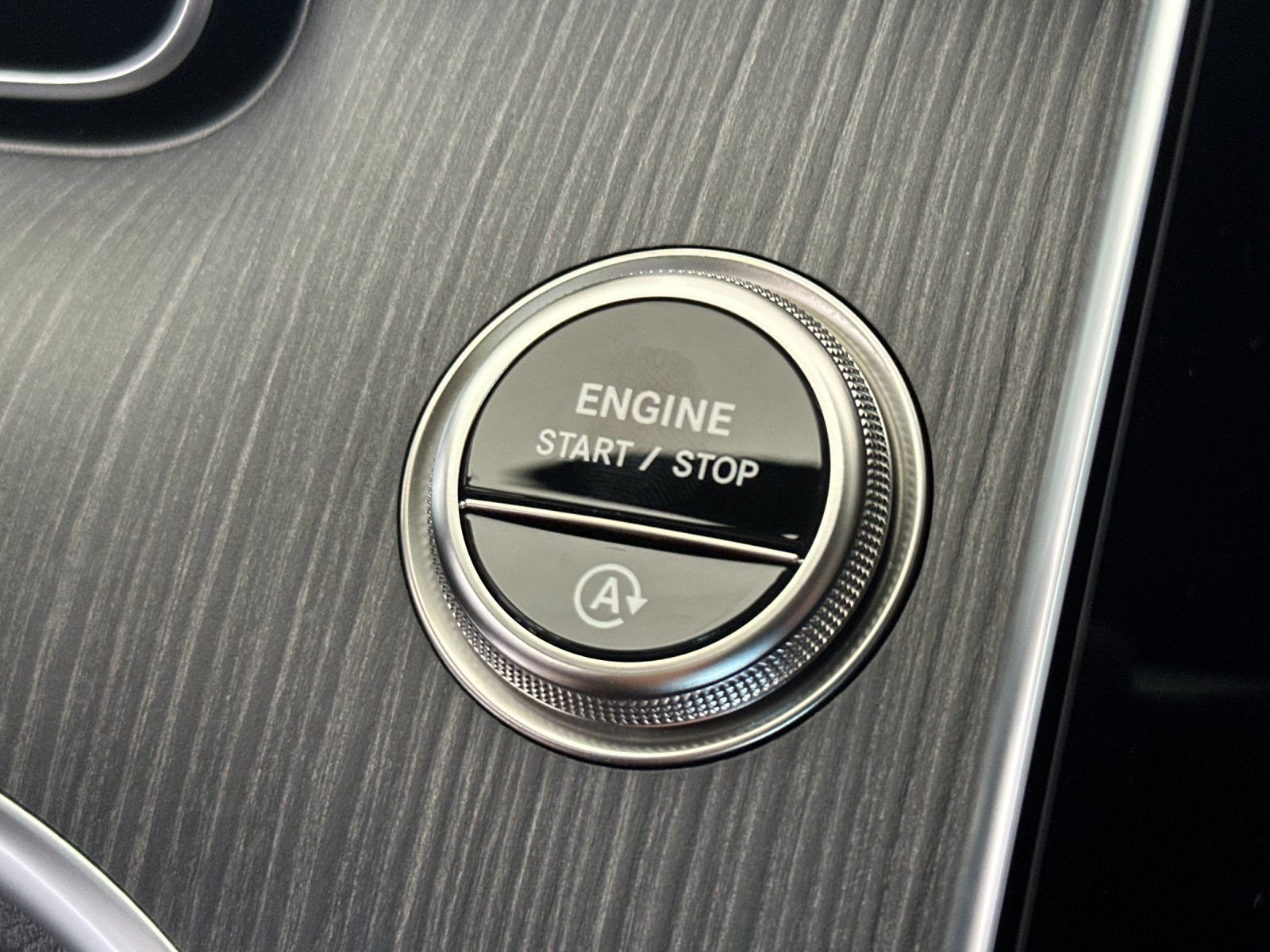 New 2026 Polar White Mercedes-Benz C 300 image 25