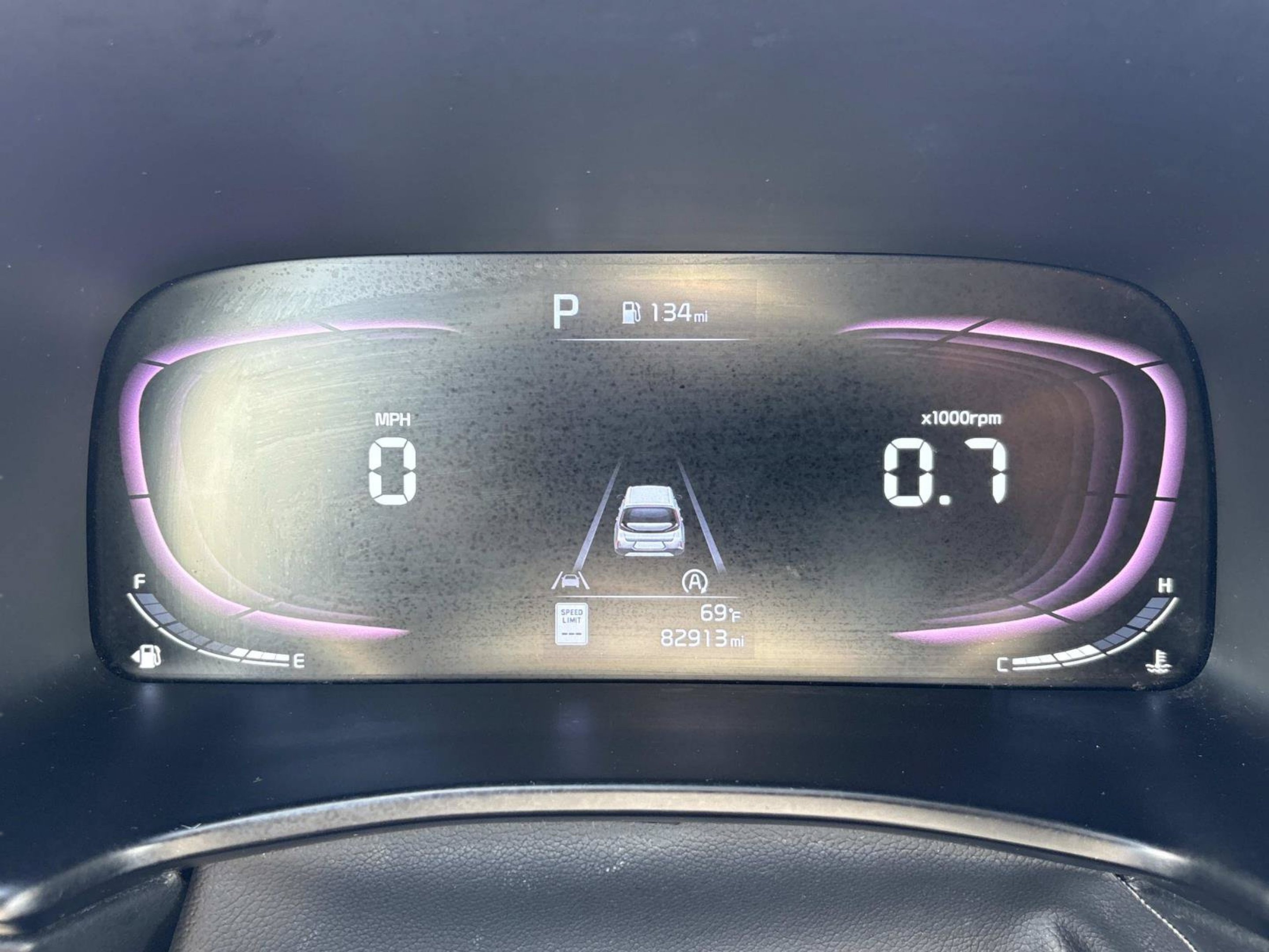 Used 2023 Snow White Pearl Kia LX image 33
