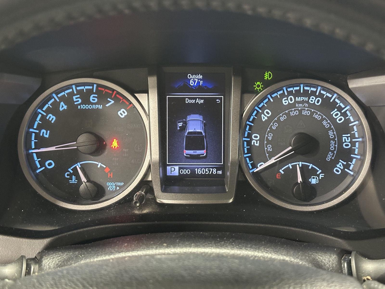 2017 Toyota Tacoma SR5 - Photo 26