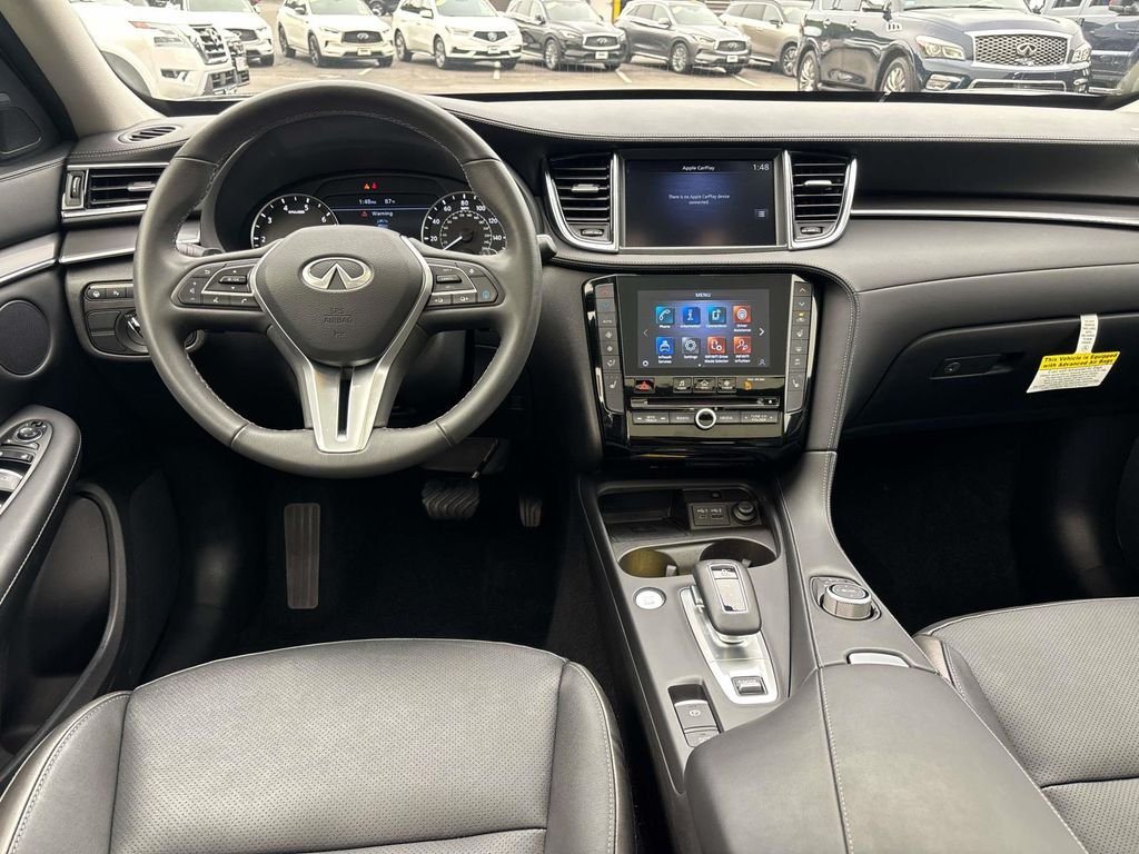 Certified Used 2025 Black INFINITI LUXE image 14