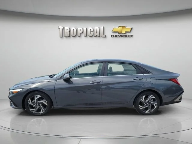 Used 2024 Gray Hyundai Limited image 2