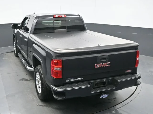 Used 2015 Silver GMC SLT image 10