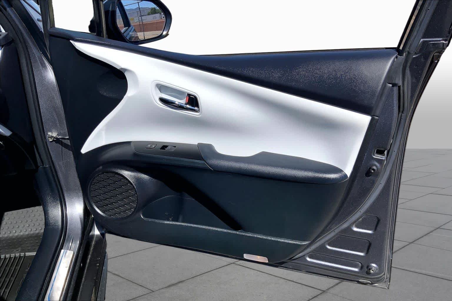 Used 2022 Magnetic Gray Metallic Toyota Limited image 20