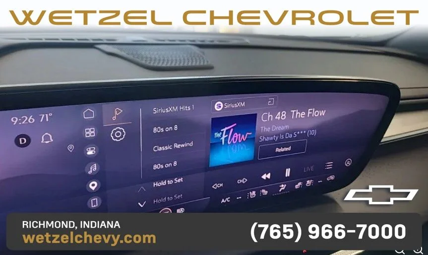 Used 2025 Gray Buick Avenir image 3