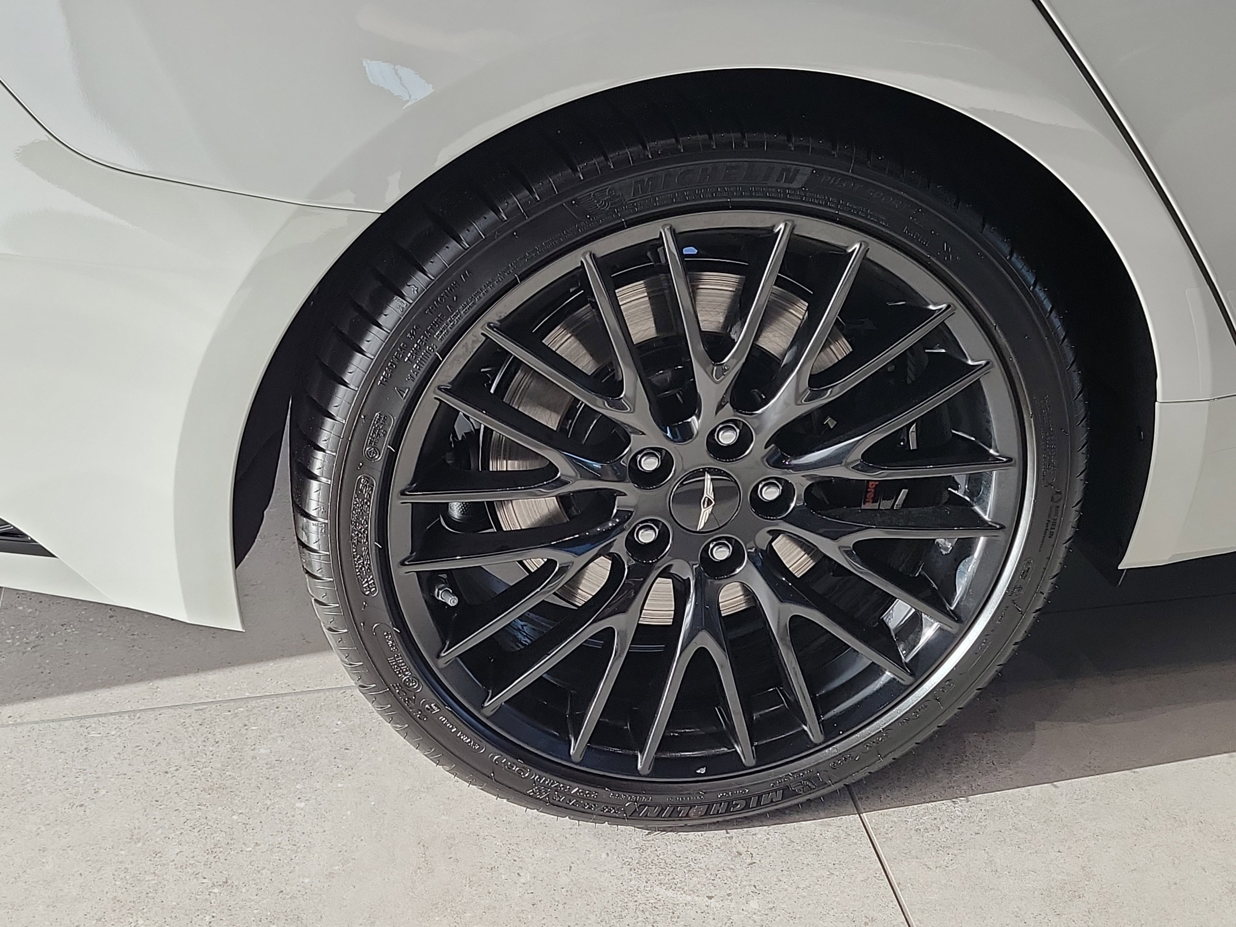 New 2026 Vatna Gray Genesis 3.3T Prestige Graphite image 22