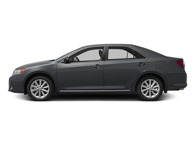 Used 2014 Black Toyota XLE image 3